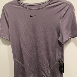 NEW WITH TAGS Nike Pro Women’s Dri-Fit T-shirt || Size: M || Color: Gray